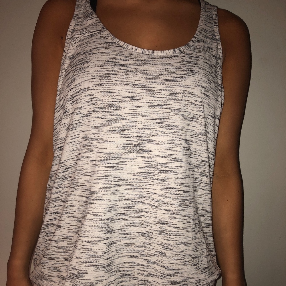 Grey LuLuLemon Tank